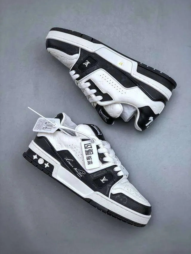 Louis Vuitton #54 Signature Black White Trainer
