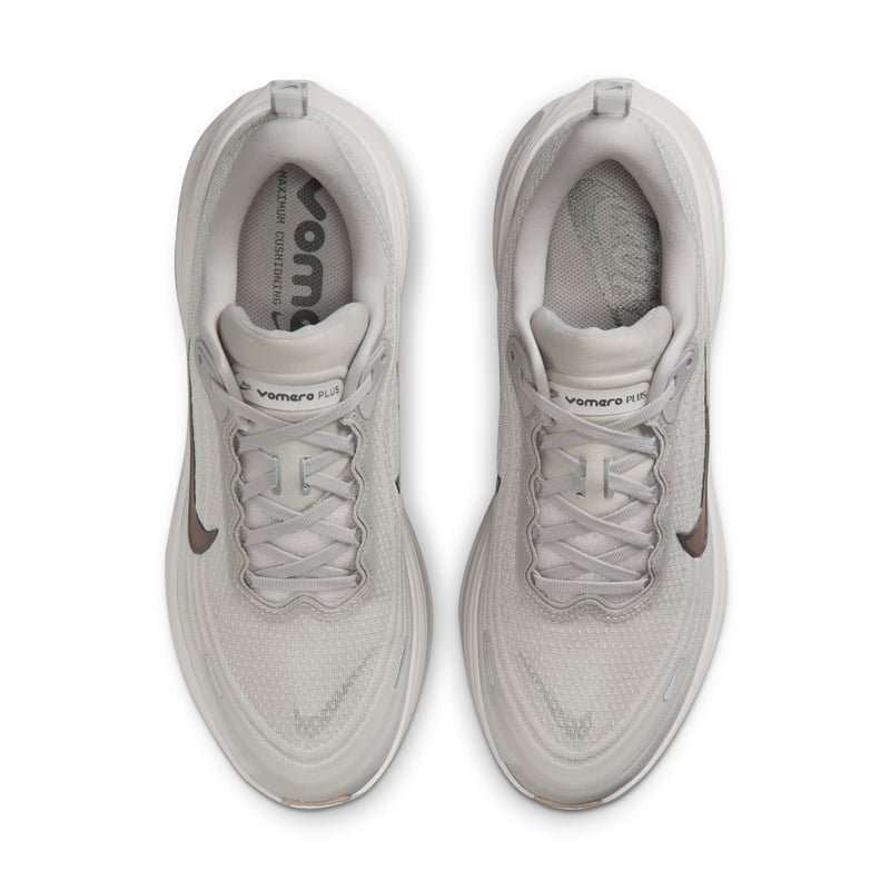 Nike Vomero Plus College Grey & Light Iron Ore