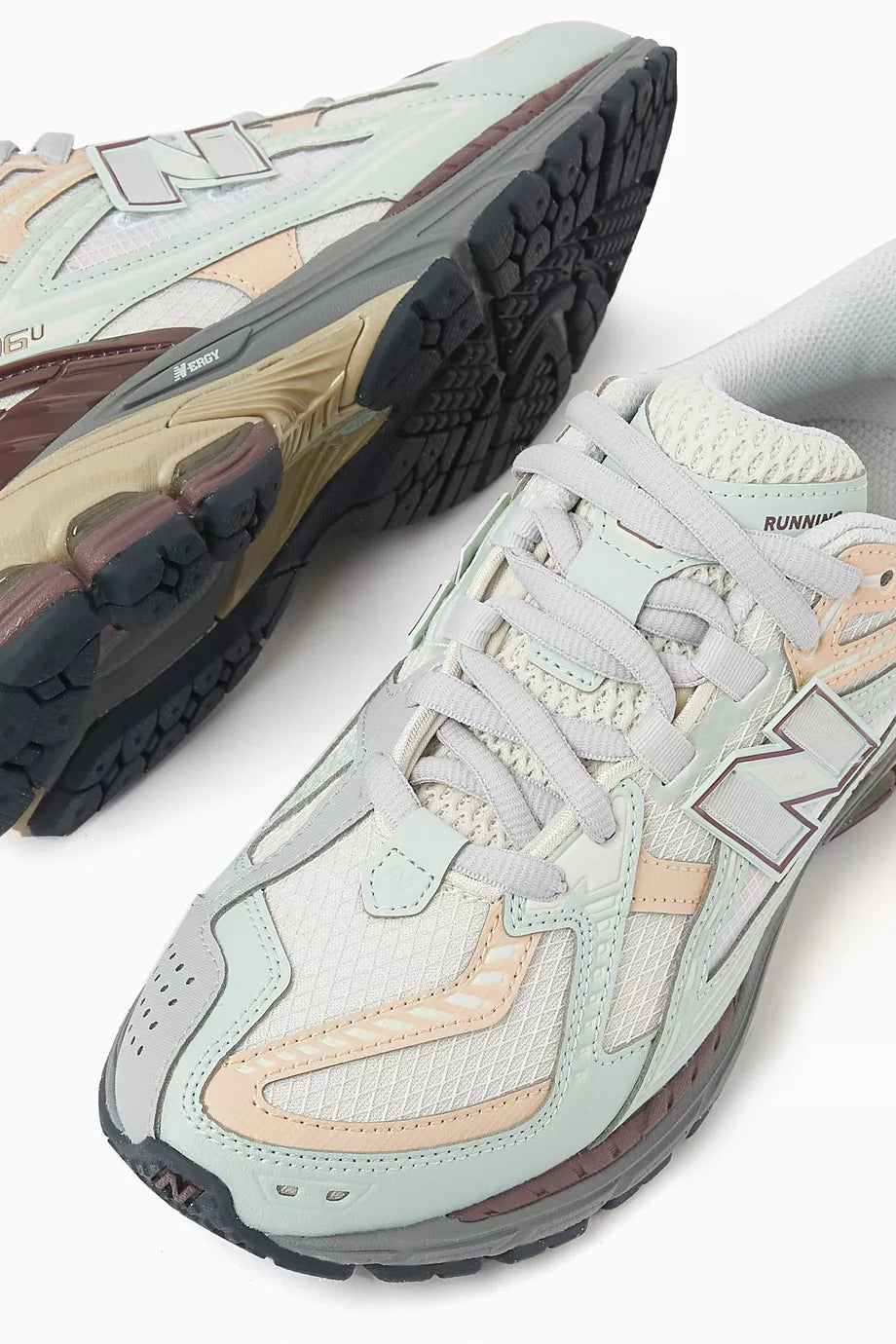 New Balance Unisex 1906 Low-top Sneakers in Mixed Fabric