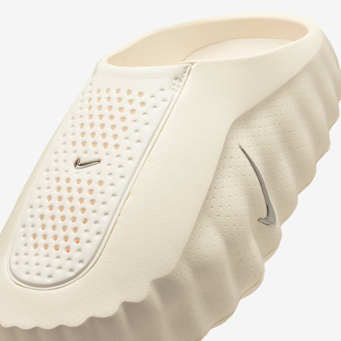 Nike Mind 001 Sail & Hyper Crimson
