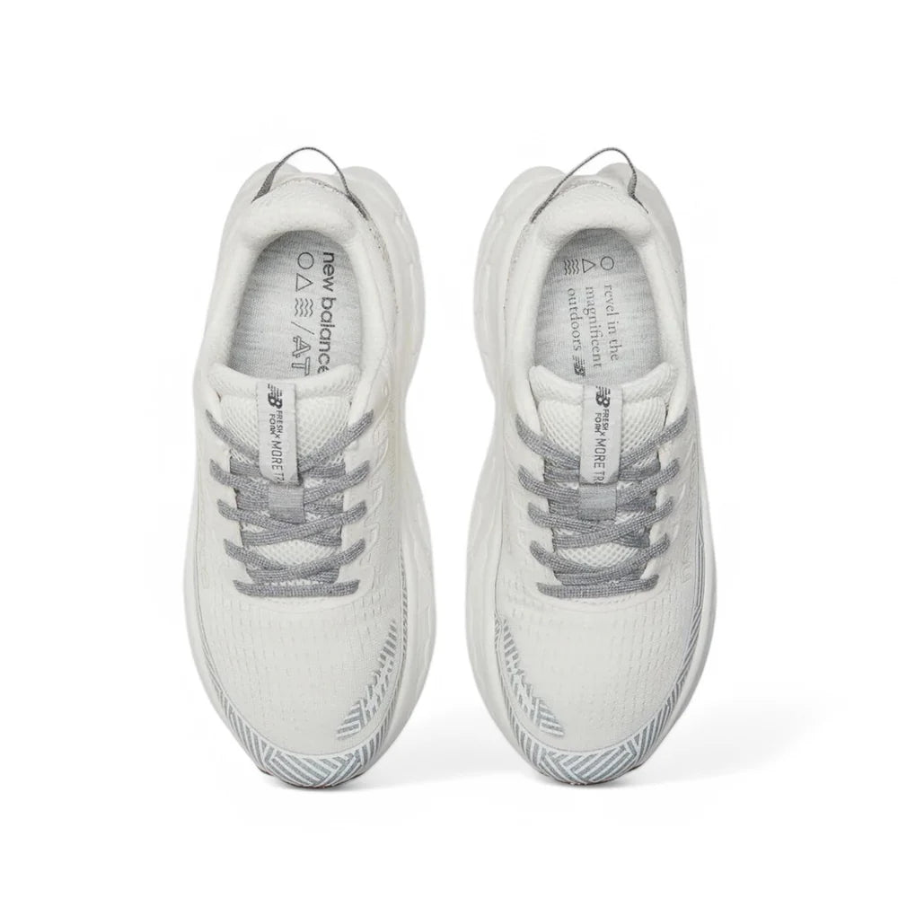 New Balance Fresh Foam X More v3 Trail White