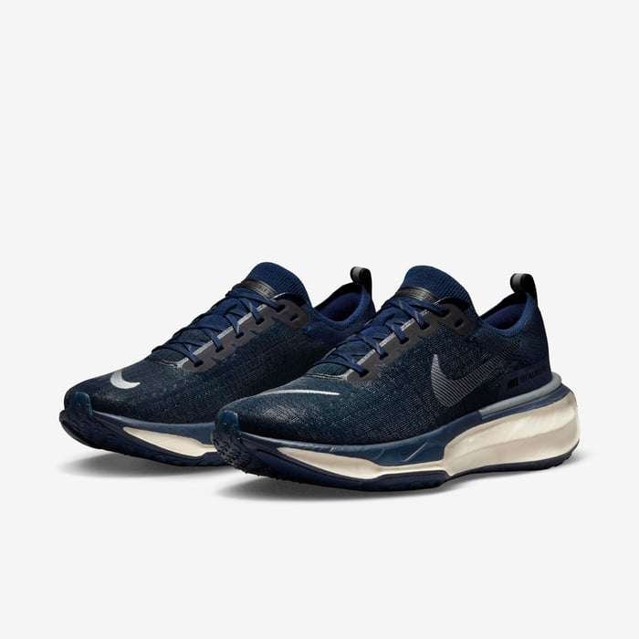 Zoom X Invincible 3 College Navy