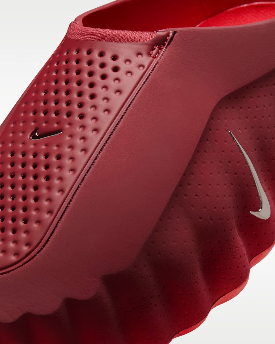 Nike Mind 001 Pregame Mules Team Red