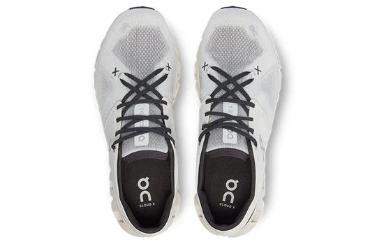 On Running Cloud X 3 Ivory Black