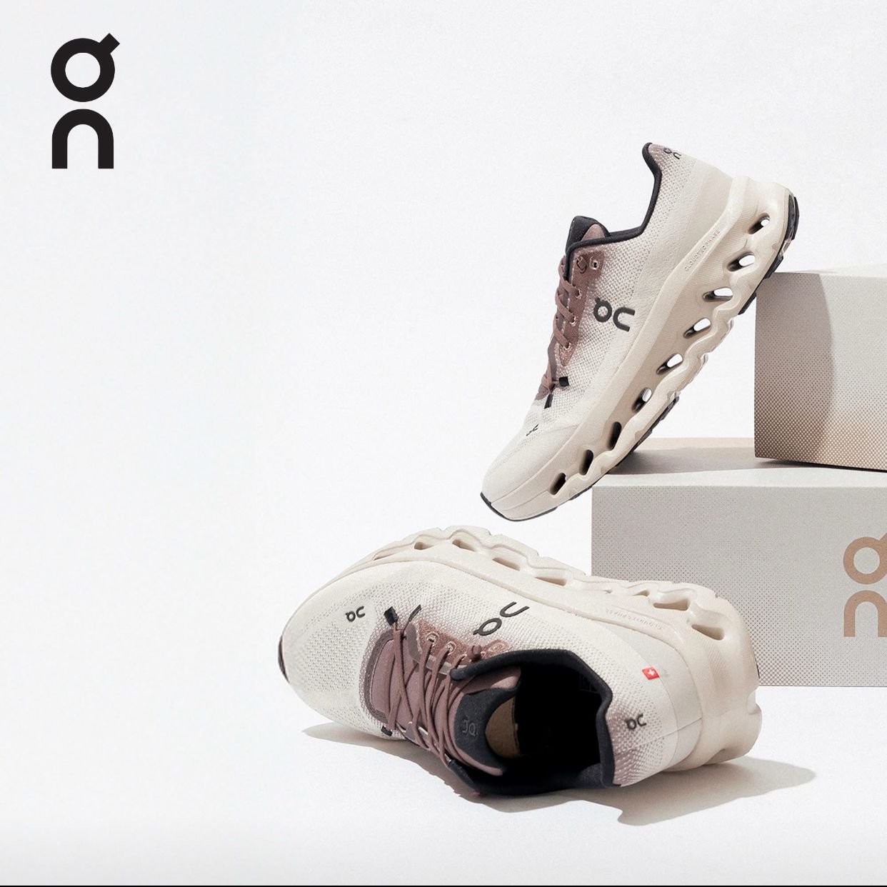 On Running Cloudtilt Unisex Sport Sneakers – Sand Clove