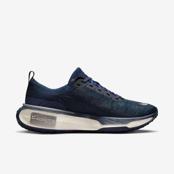 Zoom X Invincible 3 College Navy