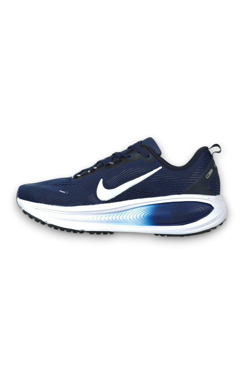 Nike VOMERO 18 Blue