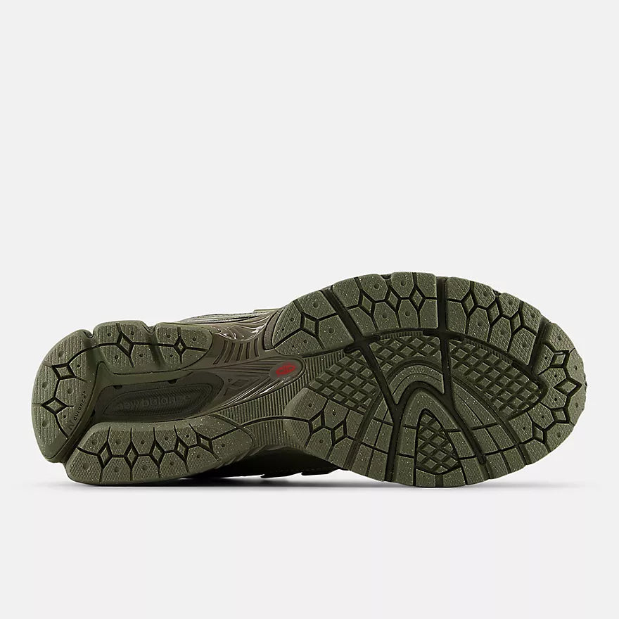 New Balance 1906R Shoes Dark Olivine with Silver Metallic
