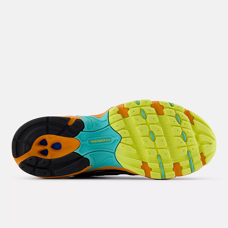 New Balance 740 Neon Nights